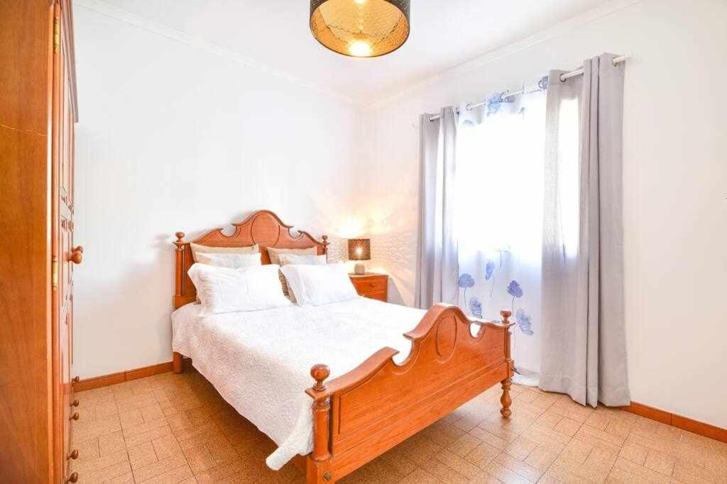 Apartamento com pátio Algoz Esterno foto