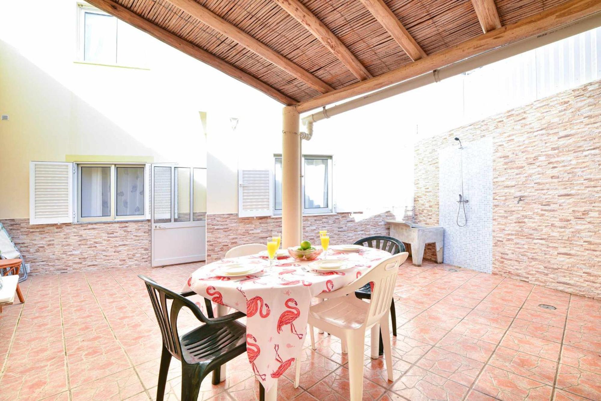 Apartamento com pátio Algoz Esterno foto